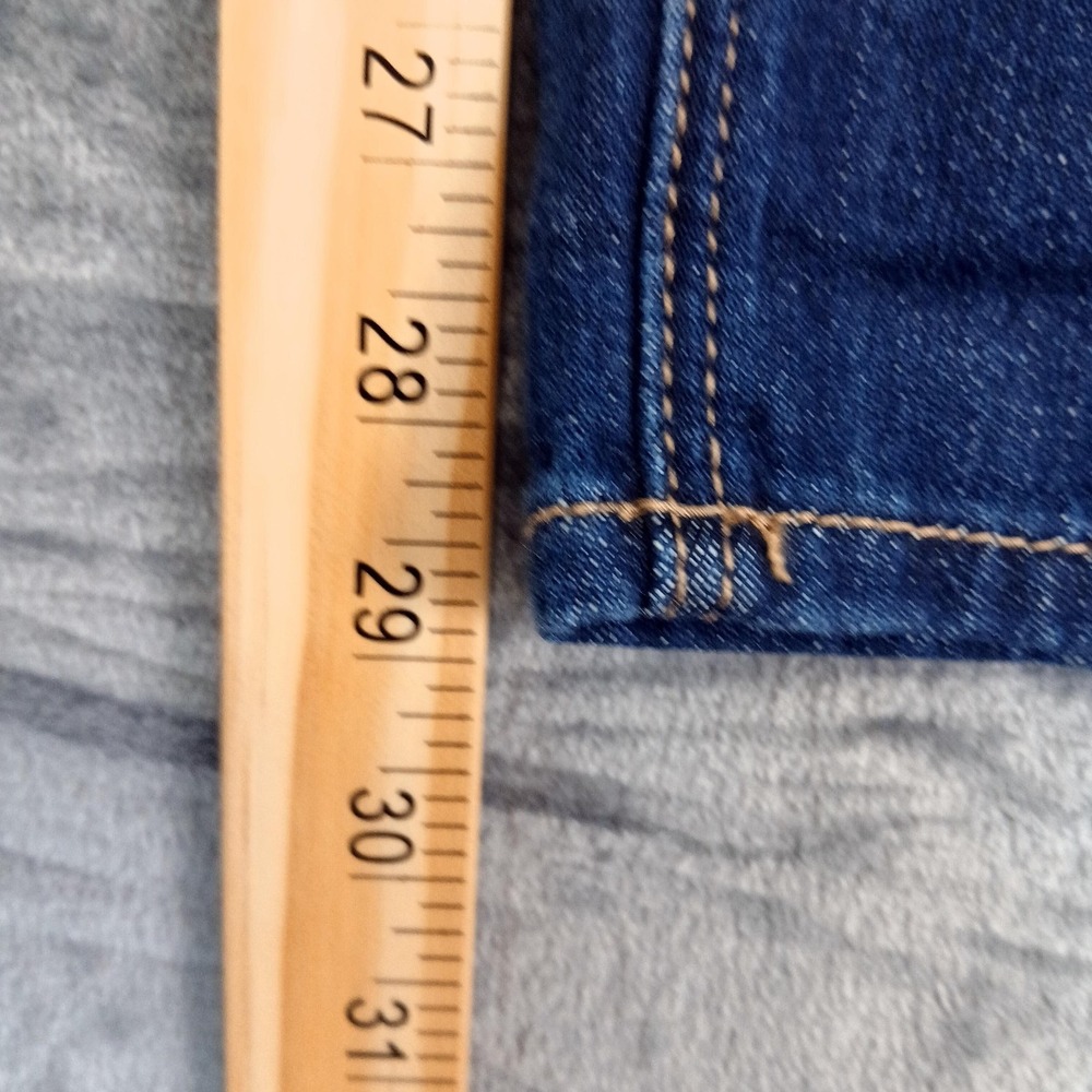 American Eagle Tomgirl Jeans Womens 4 Blue Distressed Ripped Knee Denim Pants - Picture 9 of 11